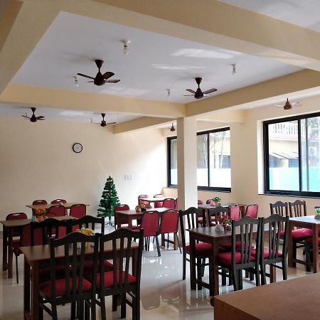 Dom'S Inn Calangute Exterior foto